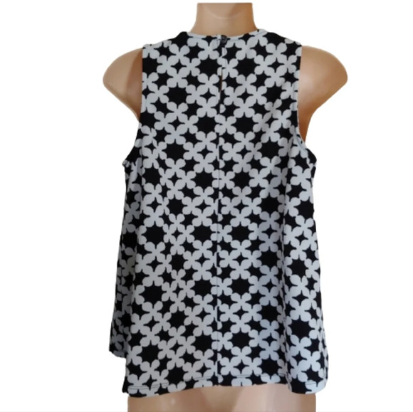 Bobeau High Neck Black and White Sleeveless Top Size Women's Small - Picture 2 of 9